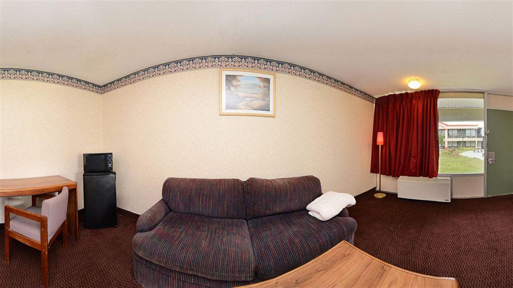 Red Carpet Inn & Suites Carneys Point/Wilmington 외부 사진