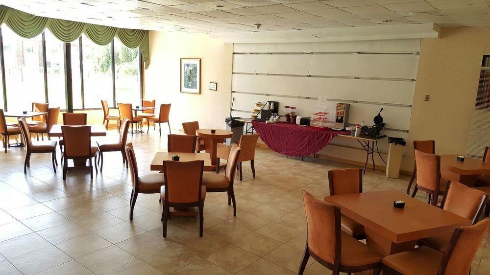 Red Carpet Inn & Suites Carneys Point/Wilmington 외부 사진