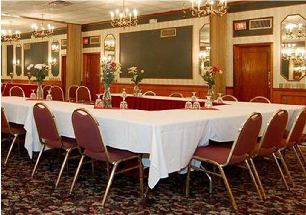 Red Carpet Inn & Suites Carneys Point/Wilmington 사업 사진
