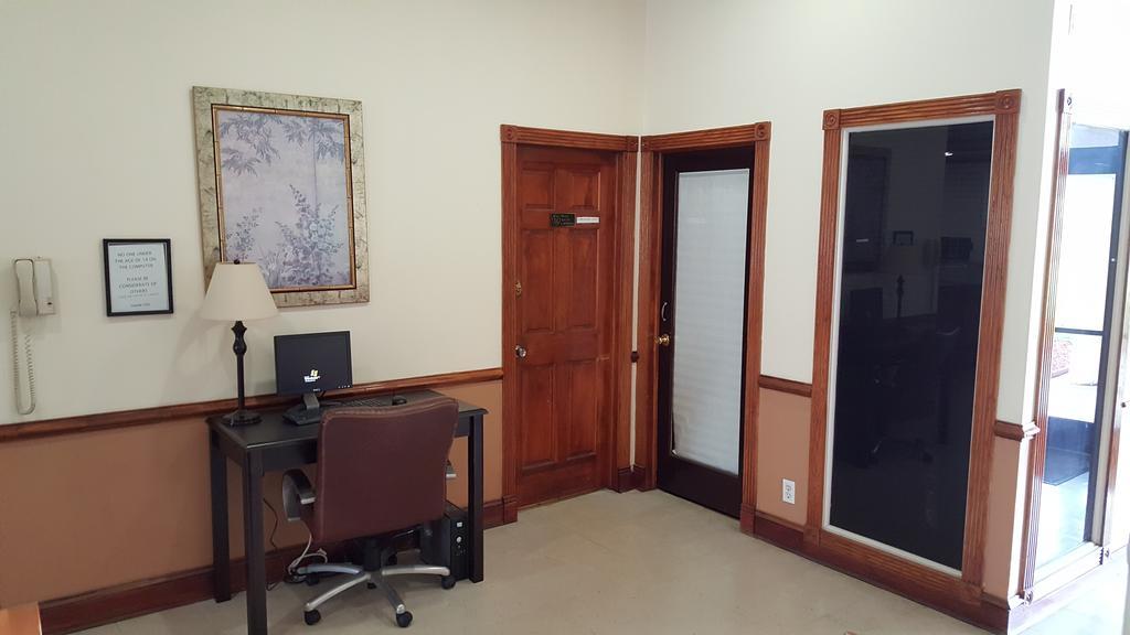 Red Carpet Inn & Suites Carneys Point/Wilmington 외부 사진