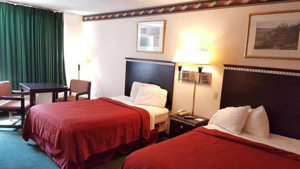 Red Carpet Inn & Suites Carneys Point/Wilmington 외부 사진